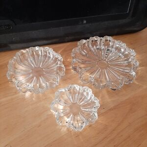 🔥Vintage Clear GlassAshtrays Stackable Starburst MID CENTURY Set Of 3